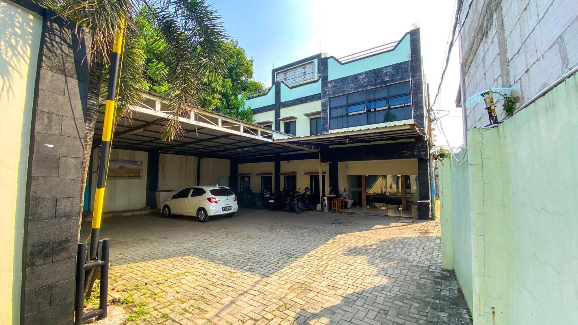 Nusa Indah Syariah Hotel Bandara By Abdihome Τάνγκερανγκ Εξωτερικό φωτογραφία